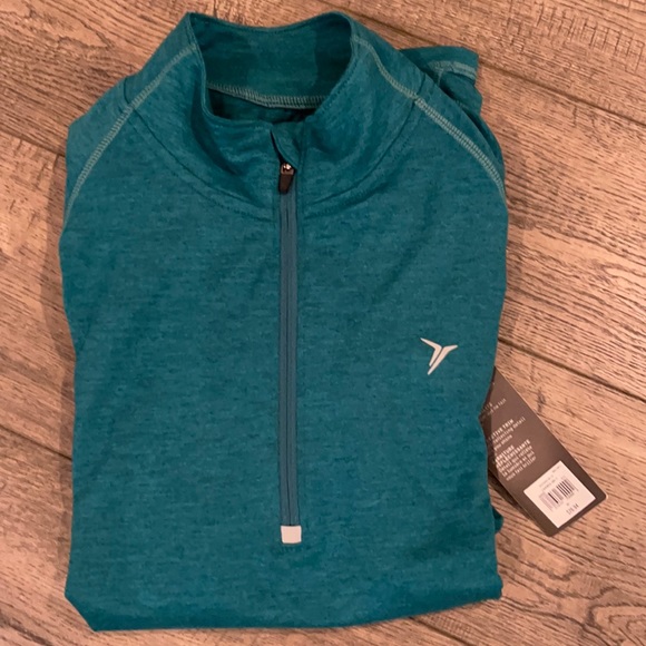 Old Navy Active pullover. - Picture 1 of 6